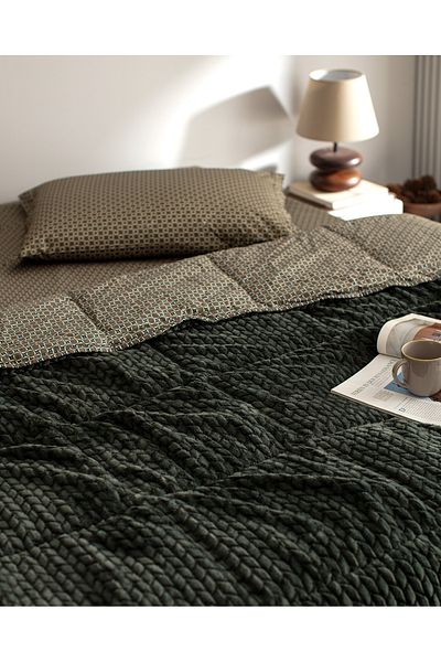 Madame Coco Vincent Green Single Wellsoft Comforter Set