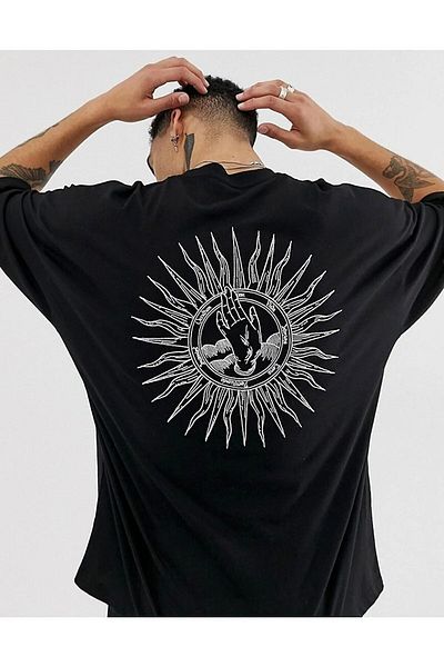 New Shine 1 μπλουζάκι δώρο για αγορές 6 και άνω στο καλάθι - Μπλουζάκι με μαύρο στάμπα Hand Of The Sun Oversize