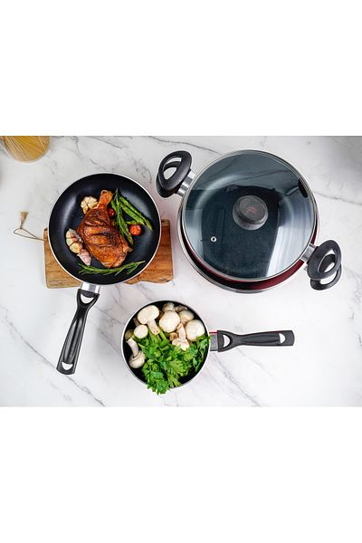 BETTY CROCKER Non-Stick Cookware Set Of 7 Pieces Red