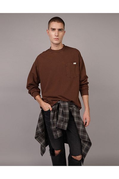 AMERICAN EAGLE AE Oversized Long-Sleeve Heavyweight Pocket T-Shirt