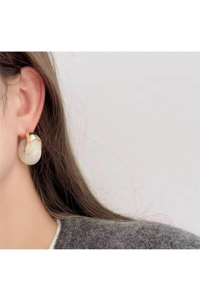 Pelin Aksesuar White Pearlescent Bone Hoop Earrings