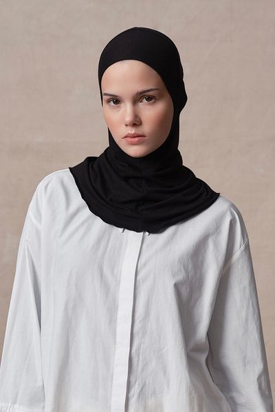 Qef Black Hijab Bonnet