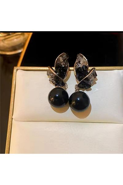 Pelin Aksesuar Black Pearl Crystal Stone Butterfly Earrings
