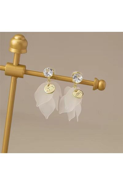 Pelin Aksesuar White Leaf Stone Earrings