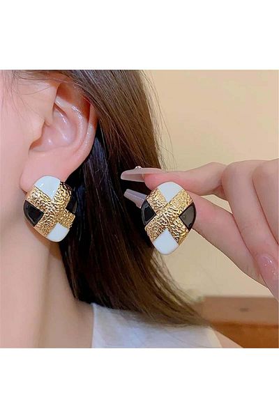 Pelin Aksesuar Black White Gold Cross Vintage Earrings