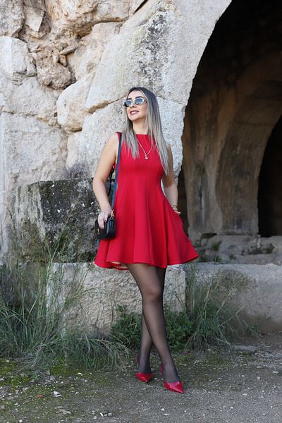 bytugcekaya Rochie roșie cu mânecă zero Godeli