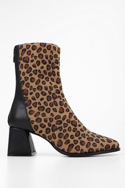 Shoeberry Lexi-Stiefel aus Leopardenstoff mit Reißverschluss und Absatz für Damen