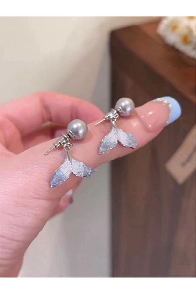 Pelin Aksesuar Fishtail Ghost Earrings with Pearls