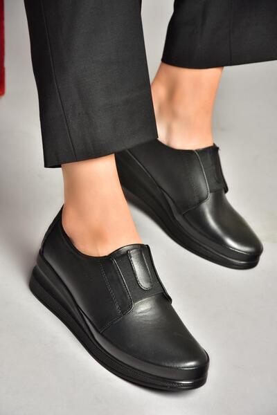 Fox Shoes U555301103 Чорні жіночі черевики з натуральної шкіри та ортопедичною підошвою