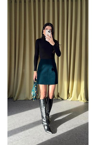 HAZELANNA Duck Green Velvet Skirt