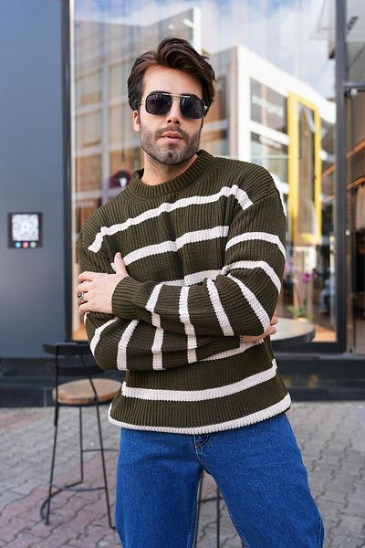 Figo Πουλόβερ με ριγέ χοντρό λαιμόκοψη