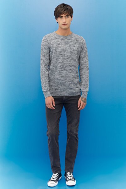 Lee Regular Fit Normal Kesim Bisiklet Yaka Erkek Gri Minimal Logo Triko Kazak