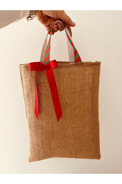 White Alamode 28X40 Gift Package
