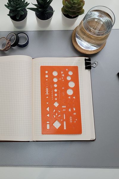 Karmelom Studio Electronic Circuit Element Technical Drawing Template Ruler - Component and Connection Assistant
