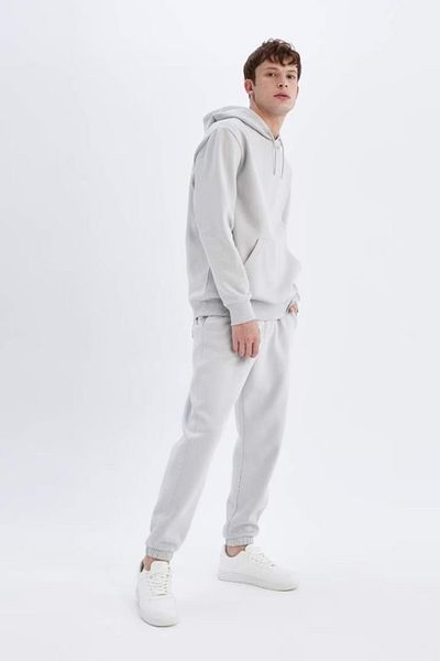 DeFacto Regular Fit Jogginghose mit Taschen, Schnürung an der Taille, elastisches Bein B6155ax24au