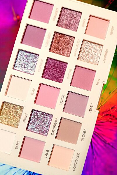 wonderway Nude Far Paleti 18'li - Far Fırçası Ve Göz Kalemi Hediyesi Ile