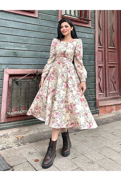 KÜÇÜĞÜM BUTİK Creme-rosa ausgestelltes Vintage-Kleid mit eckigem Kragen und Blumenmuster