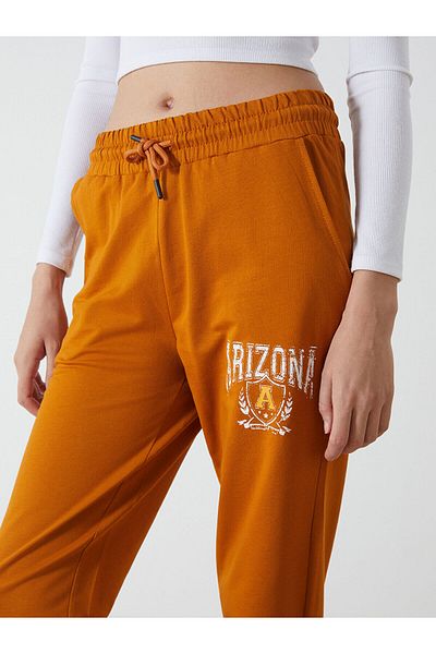 LC Waikiki Pantaloni de sport Jogger pentru femei cu imprimeu cu talie elastică
