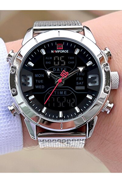 Naviforce Men's Watch E.9153 - Steel Band, Digital/Analog Alarm, Chronometer and Illumination