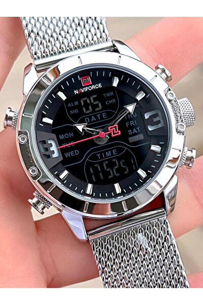 Naviforce Men's Watch E.9153 - Steel Band, Digital/Analog Alarm, Chronometer and Illumination