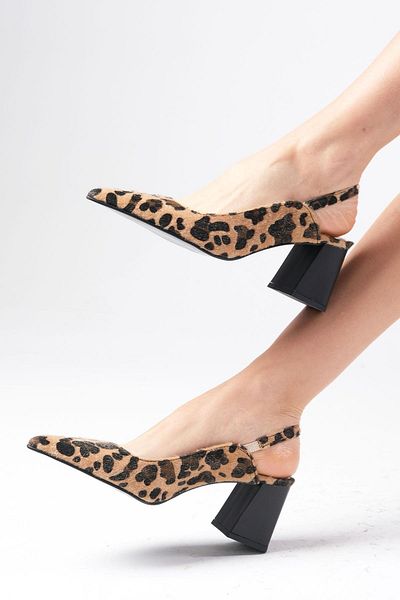 Mio Gusto Anette Pantofi cu toc gros cu model leopard