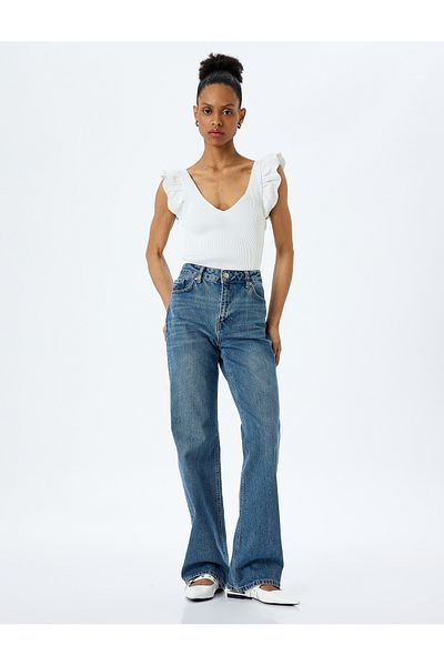 Koton V-Neck Sleeveless Flounced Ruffled Knitwear T-Shirt