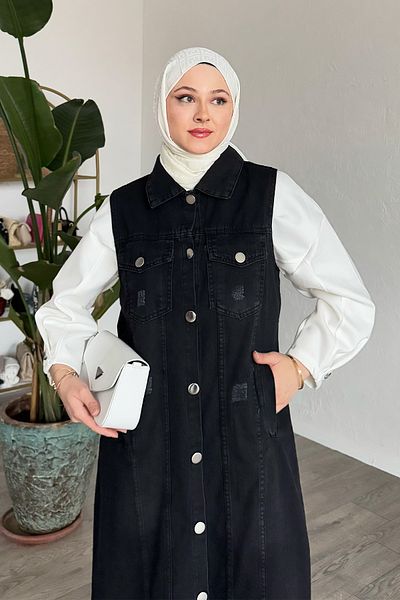 InStyle سترة الدنيم السوداء ذات التفاصيل العتيقة