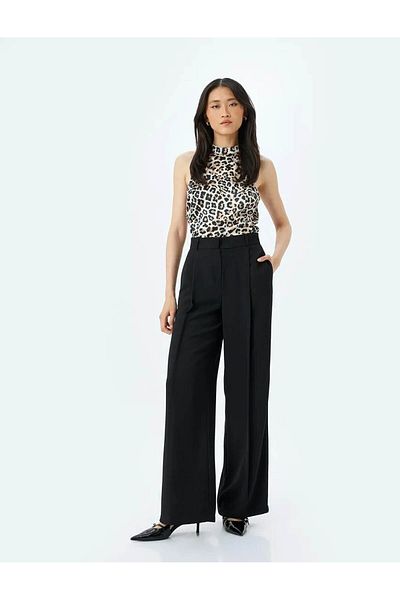 Koton Satin Sleeveless Halter Neck Leopard Blouse