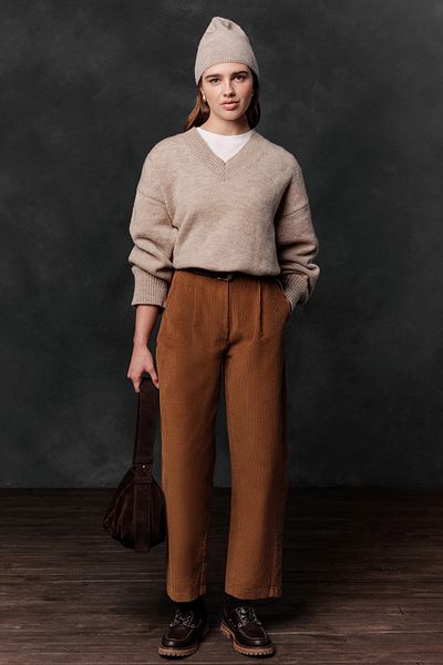 Manuka Brick Colored Corduroy Baggry Trousers