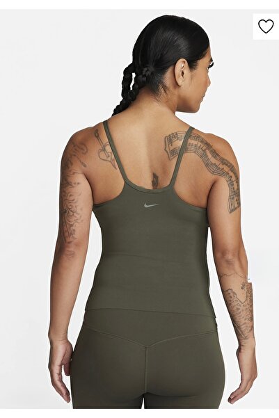 Nike Zenvy Жіноча майка Dri-FIT зеленого кольору