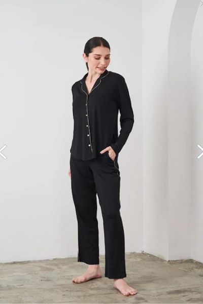 PJS 24529 بدلة بيجامة نسائية بأزرار