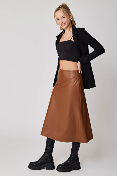 Vitrin Δερμάτινη φούστα Midi με φερμουάρ στο πλάι Μέγεθος: M