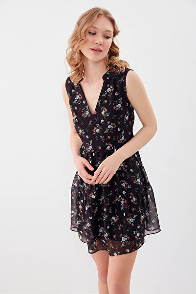 Vitrin Květinové šifonové šaty