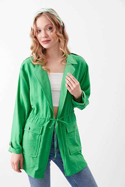 Vitrin Bunda s dvojitou kapsou a stahovacím límcem Velikost: XL