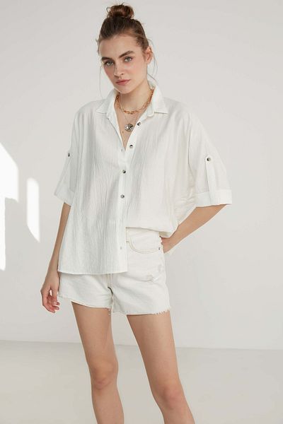 Vitrin Crinkle Short Sleeve Shirt
