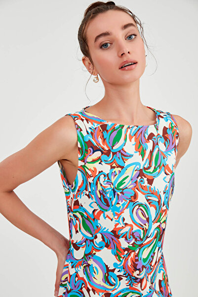 Vitrin Patterned Zero Sleeve Dress