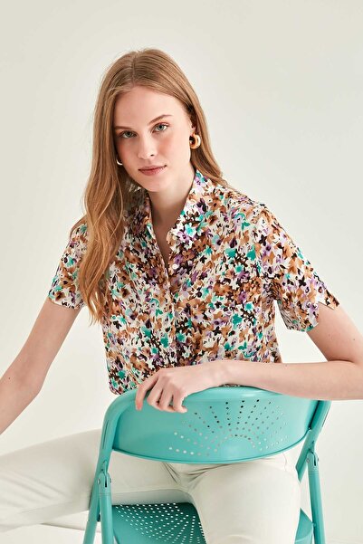 Vitrin Mini Pocket Detailed Short Sleeve Shirt