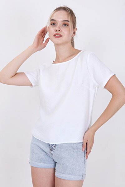 Vitrin Short Sleeve Crop Blouse