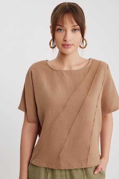 Vitrin Casual μπλούζα με λεπτομέρεια μπροστινού ώμου