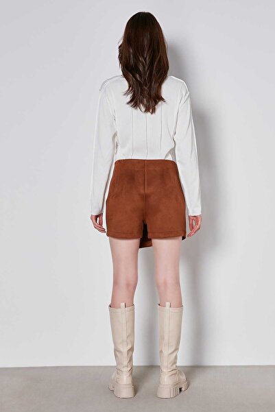 Vitrin Çıtçıt Detaylı Suni Süet Şort Etek
