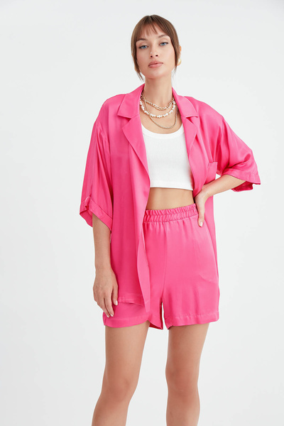 Vitrin Блискучий сатен - шорти з еластичним поясом