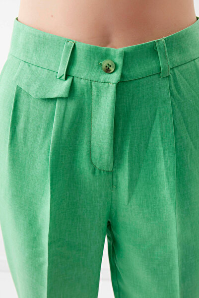 Vitrin Carrot Trousers with Small Flap Pockets