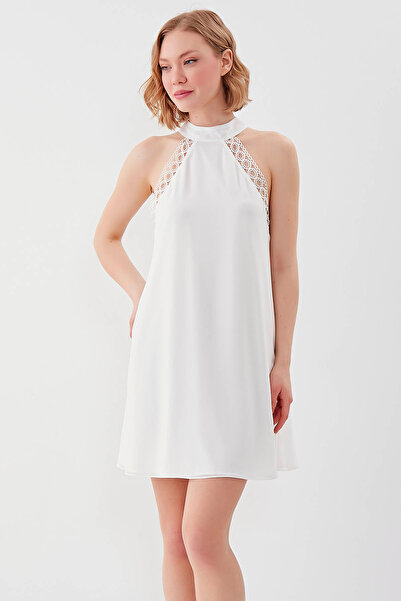 Vitrin Boyundan Bağlamalı Astarlı Güpürlü Mini Elbise