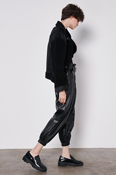 Vitrin Παντελόνι από συνθετικό δέρμα ελαστικό με ζώνη