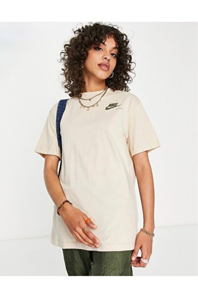 Nike Sportswear Neuself Boyfriend Short-Sleeve Krem Kadın T-shirt