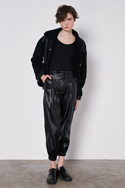 Vitrin Παντελόνι από συνθετικό δέρμα ελαστικό με ζώνη