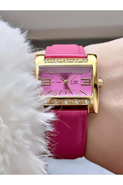 Q&Q  Vintage Women's Leather Band Wristwatch