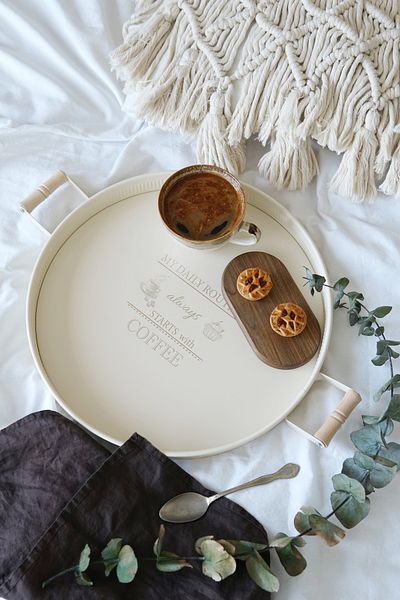 EVLE Round Tray with Wooden Handle 37 cm