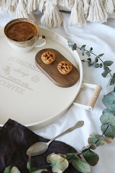 EVLE Round Tray with Wooden Handle 37 cm