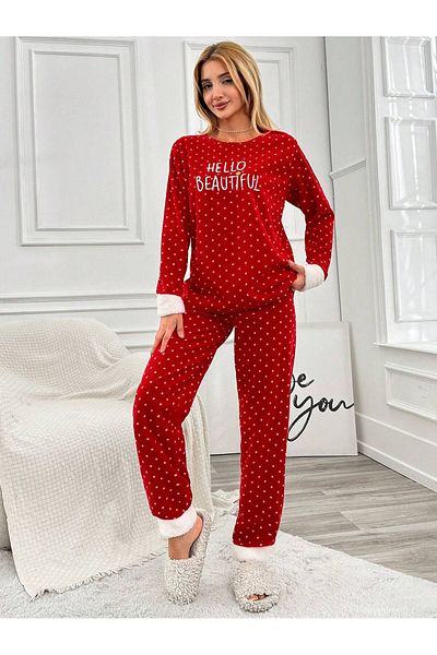 VG BOND MODA طقم بيجامة نسائي من الصوف بتفاصيل مطرزة من Hello Beautiful Vg078